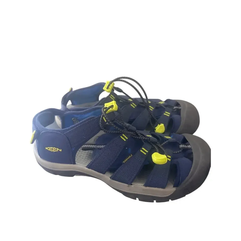 KEEN Newport H2 sandals 7M